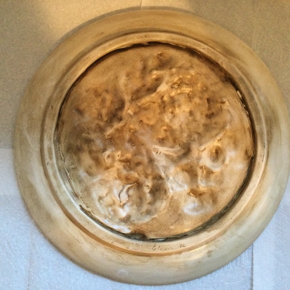 Vintage large Plate 3D relief wall art hand painted flowers 14.5" heavy signed - Picture 7 of 7